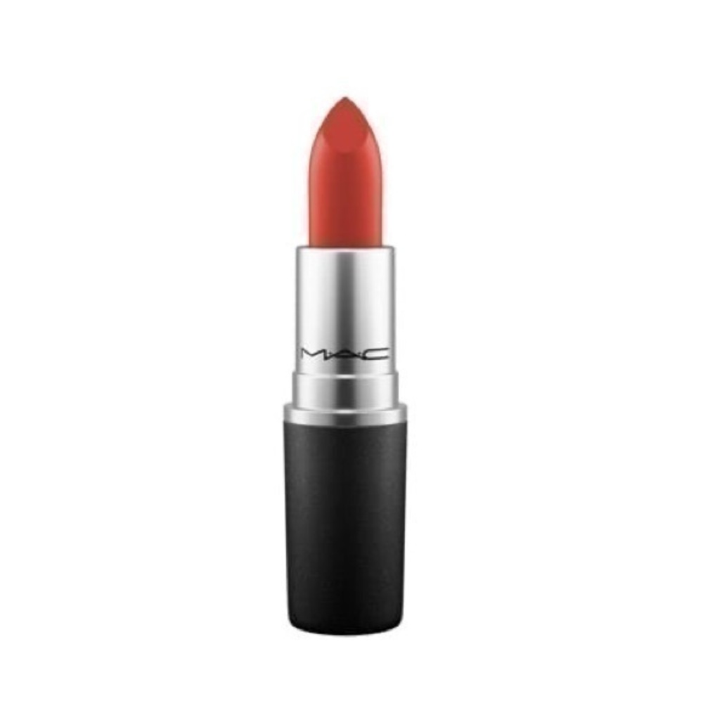 MAC COSMETICS MATTE LIPSTICK IN CHILI‼️